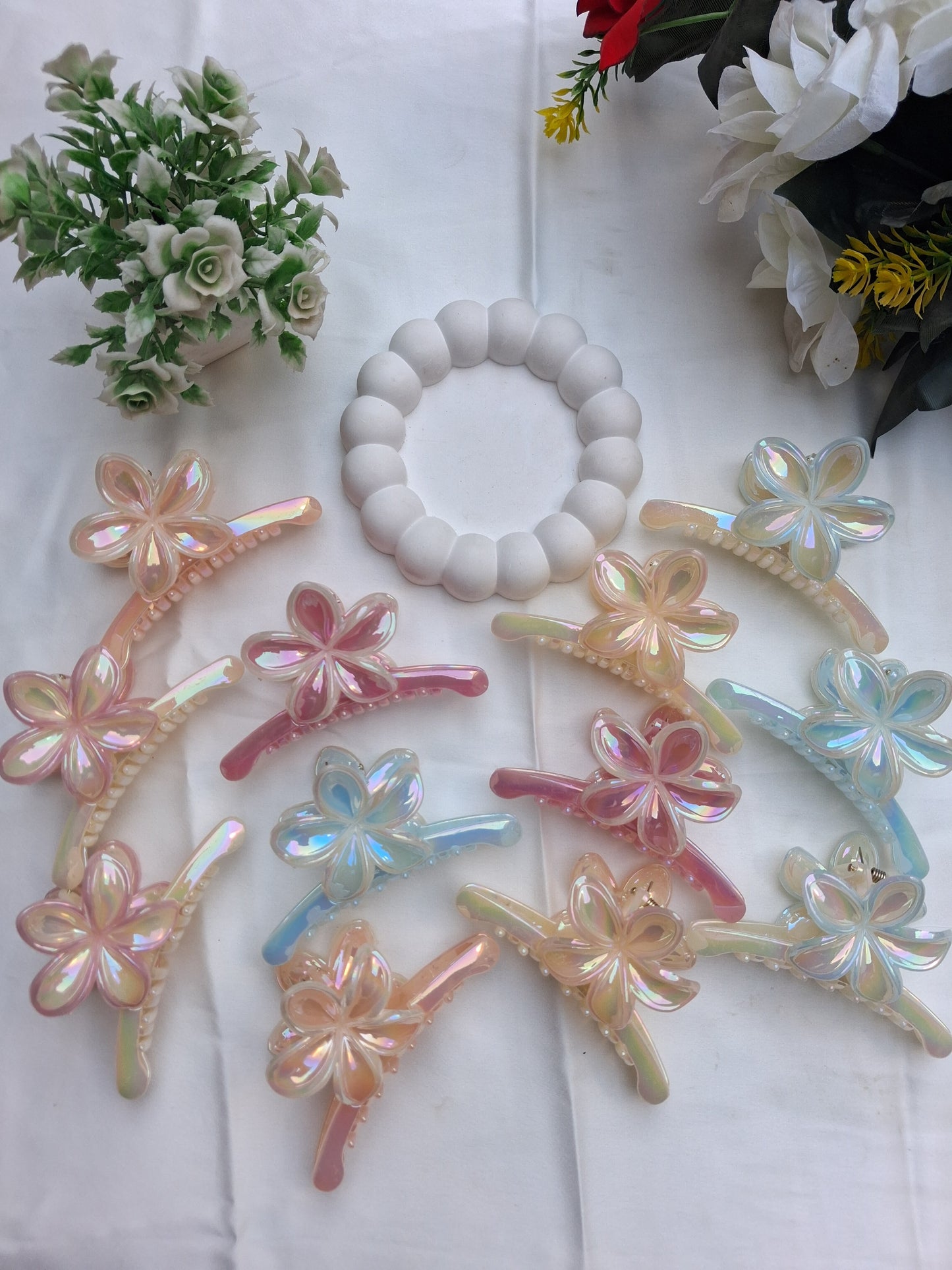 Hair claw