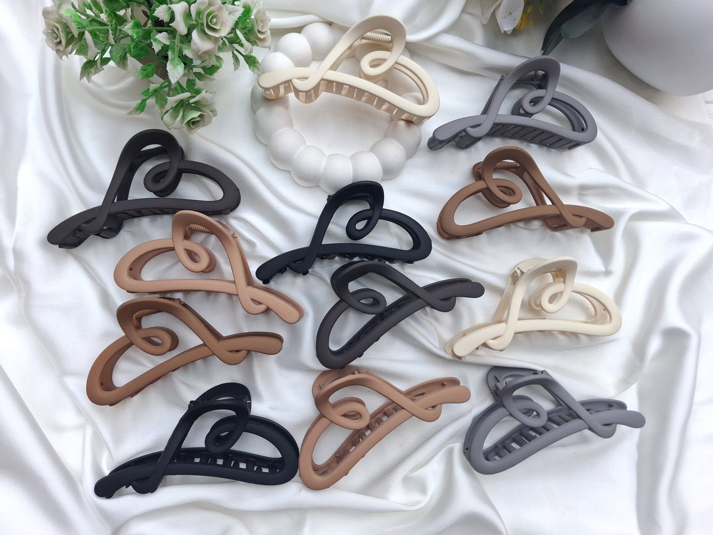 Hair claw